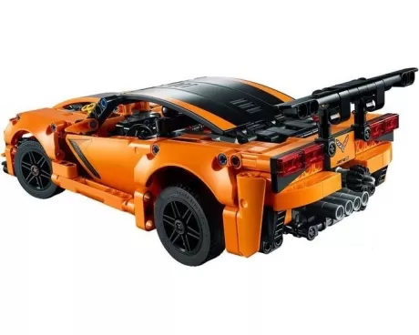 LEGO Technic Chevrolet Corvette ZR1 42093