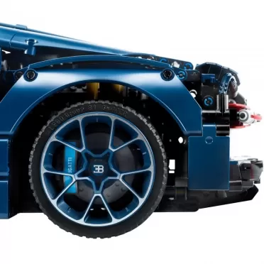 LEGO Technic Bugatti Chiron 42083