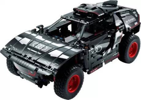 Конструктор LEGO Technic 42160 Audi RS Q e-tron