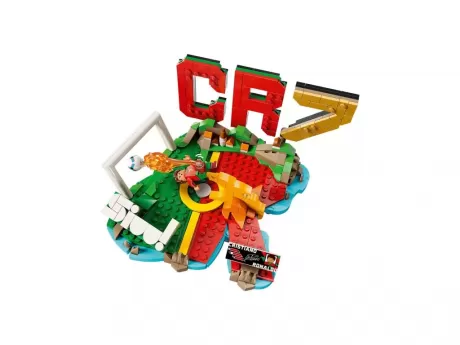 LEGO Editions Криштиано Роналду — футбольные моменты (43012)